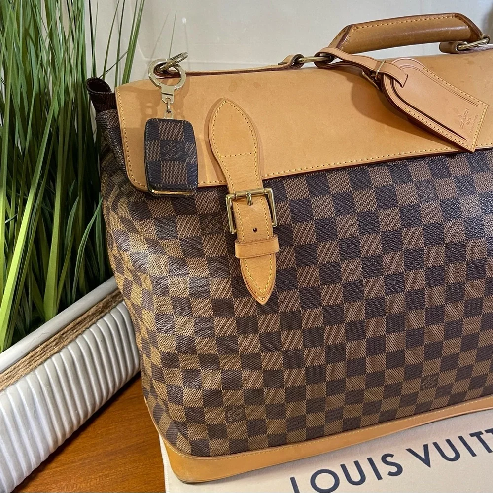 Louis Vuitton Astropill Damier Flashlight Key Chain or Bag Charm